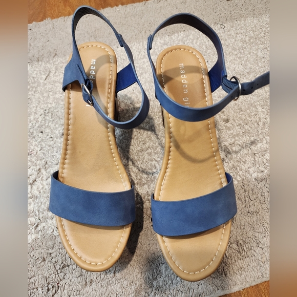 Madden Girl Faux Wood Platform Sandal Block Heel Open Toe Blue strap Size 10 - Picture 4 of 9